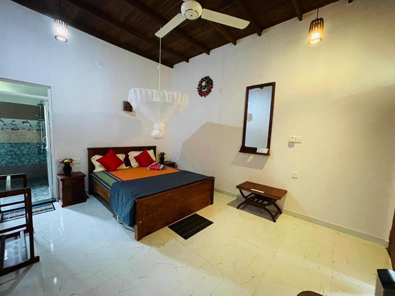 Gold Sand Resort Bentota Kültér fotó